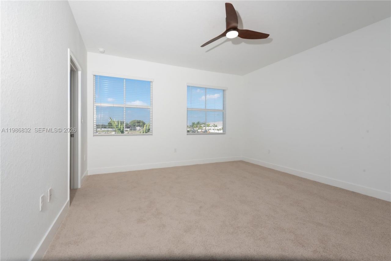 230 SW 170th Ave , Pembroke Pines, FL 33027 Photo