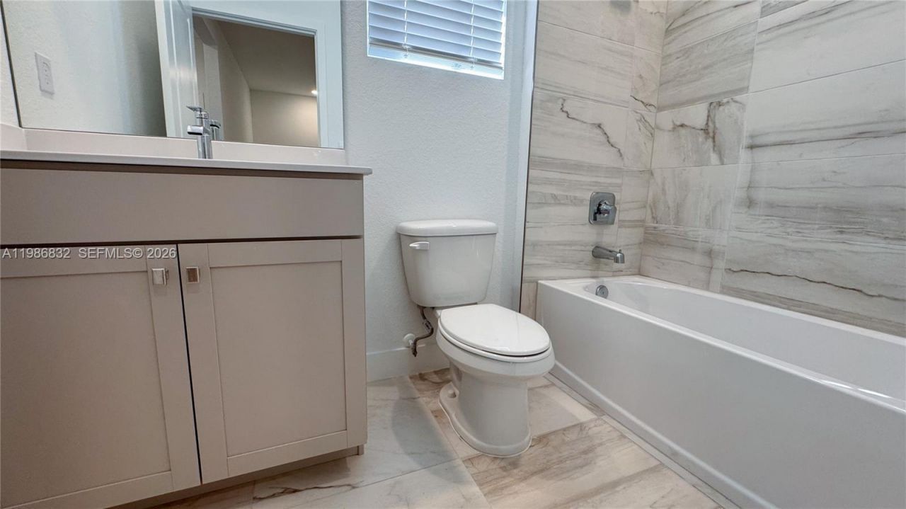 230 SW 170th Ave , Pembroke Pines, FL 33027 Photo