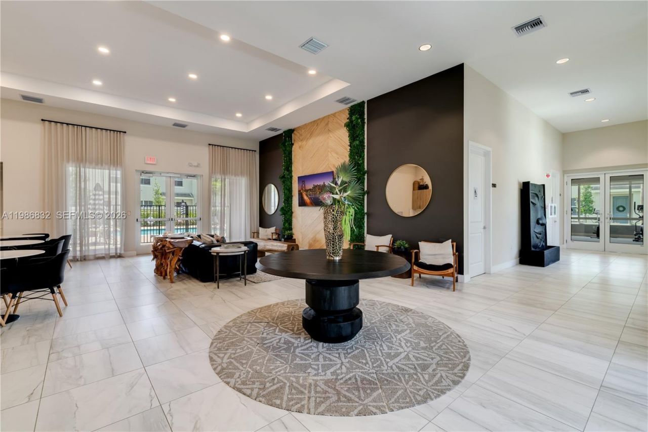 230 SW 170th Ave, Pembroke Pines, FL 33027 Photo