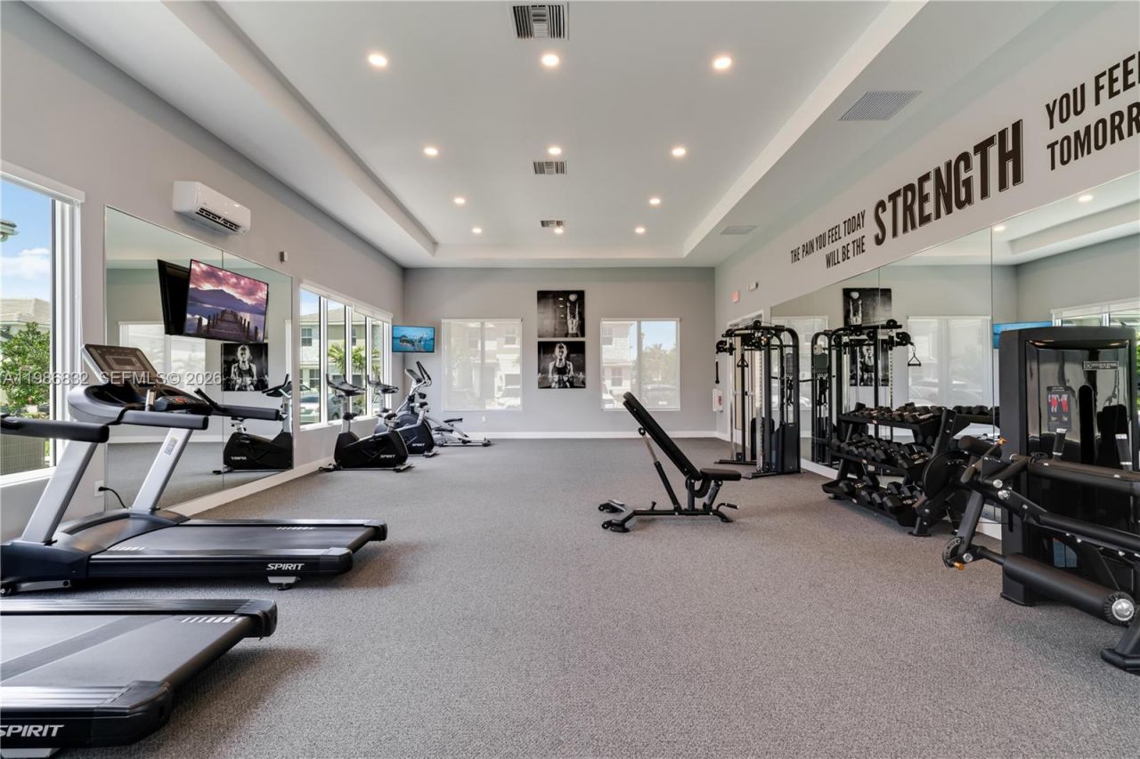 230 SW 170th Ave, Pembroke Pines, FL 33027 Photo