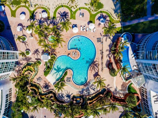 18001 Collins Ave , Unit 907, Sunny Isles Beach, FL 33160