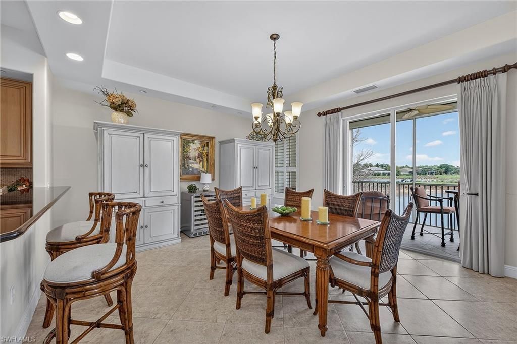 580 Avellino Isles Cir, Unit 201, Naples, FL 34119 Photo