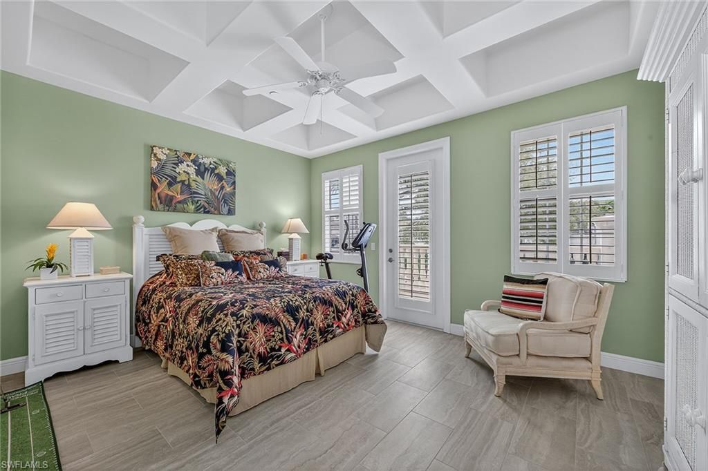 580 Avellino Isles Cir, Unit 201, Naples, FL 34119 Photo