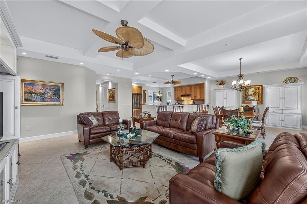 580 Avellino Isles Cir, Unit 201, Naples, FL 34119 Photo