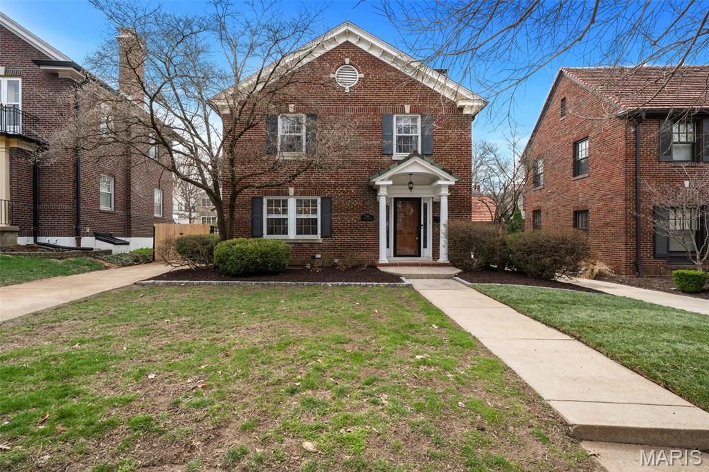 7560 Stanford Avenue University City, MO 63130