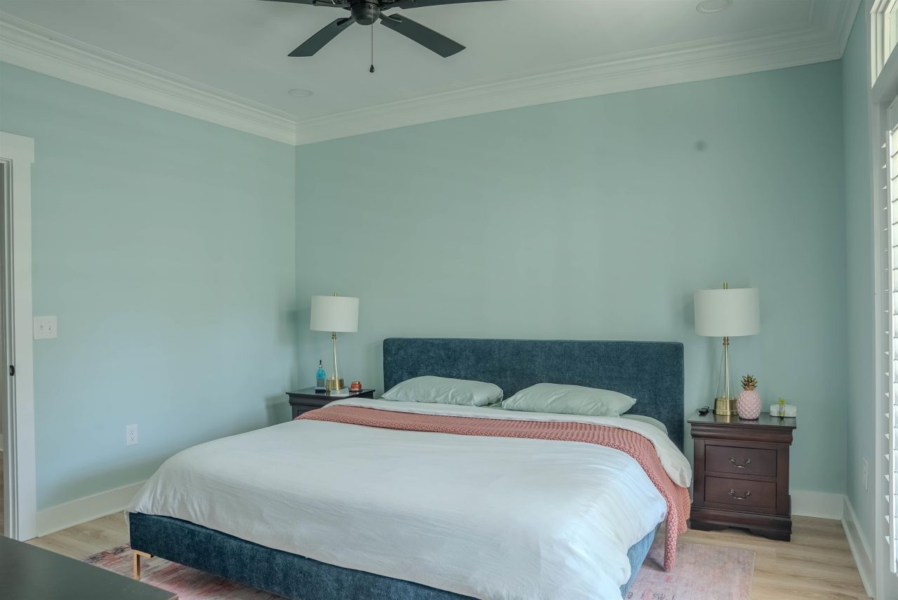 120b 7th Ave. N Photo 16