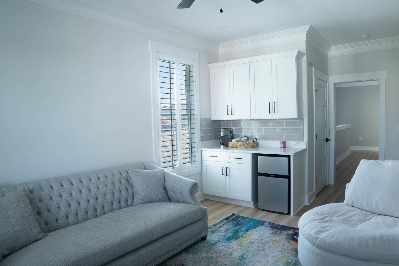 120b 7th Ave. N Photo 25