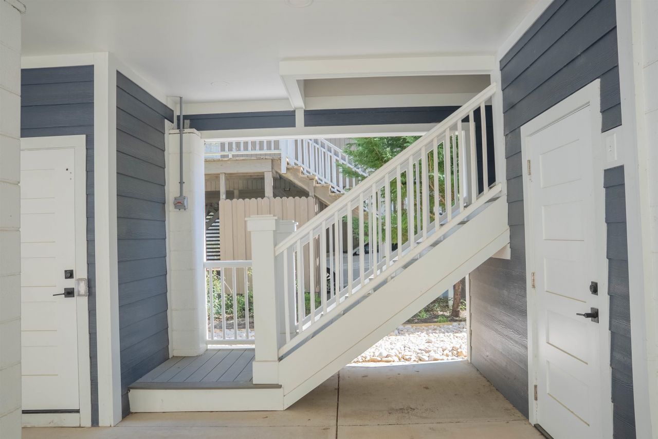 120b 7th Ave. N Photo 30