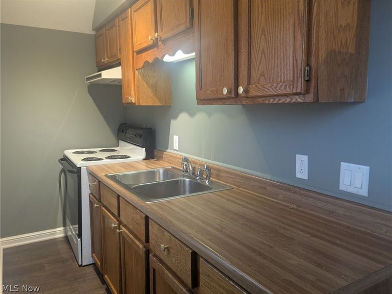 11750 Peckham Street , Unit 2, Hiram, OH 44234 Photo 7