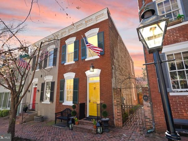 112 PRINCE STREET, ALEXANDRIA, VA 22314