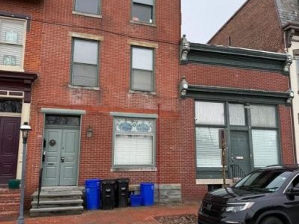 568 & 570 RACE STREET, HARRISBURG, PA 17104
