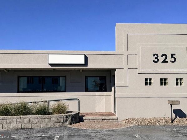 325 S READING ROAD, EPHRATA, PA 17522