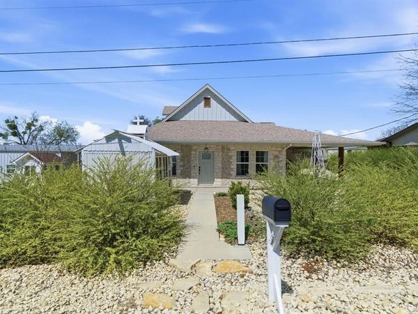 118 W Heath Street, Hico, TX 76457