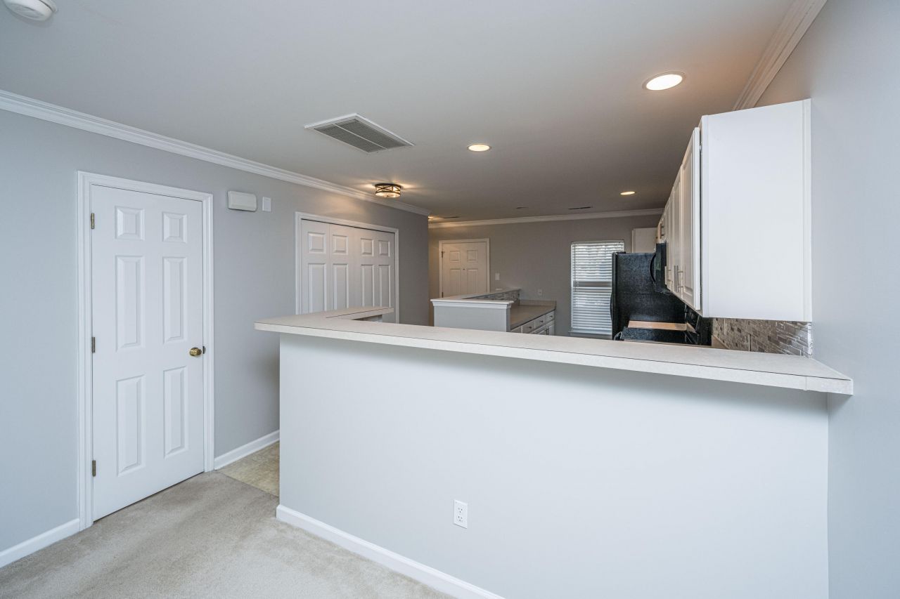 8617 Grassy Oak Trail Photo 13