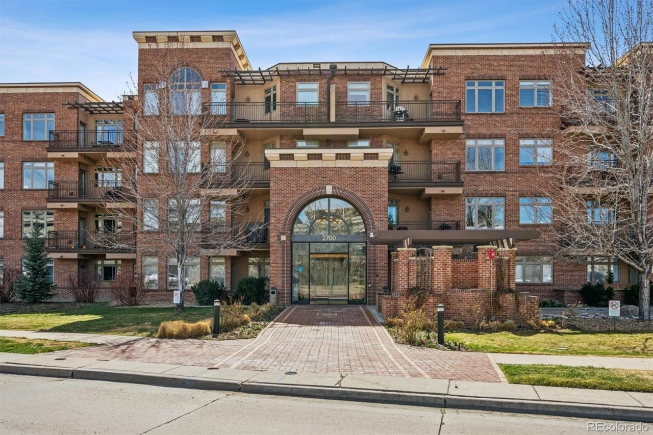 2700 E Cherry Creek South Drive, Unit 218, Denver, CO 80209 Main Photo