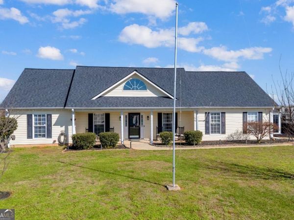 369 Kay Drive, Winder, GA 30680