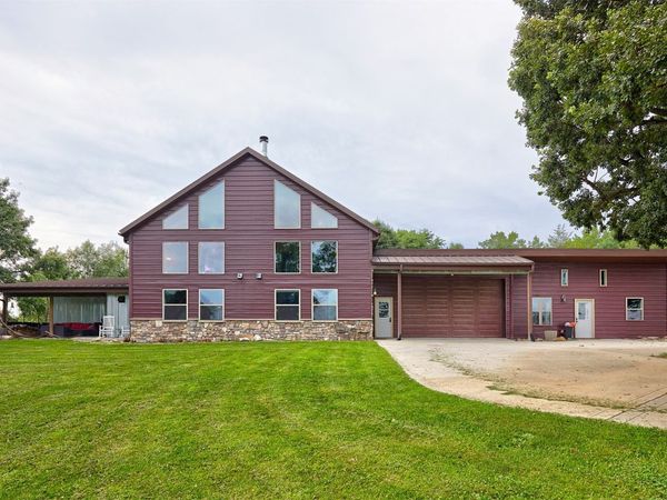 2337 Vintage Lane, St Charles, IA 50240