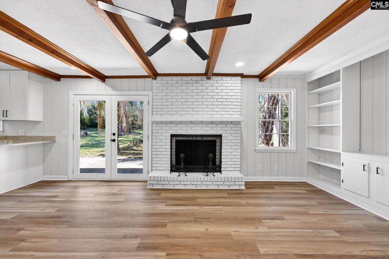 743 Woodland Hills W Photo 16