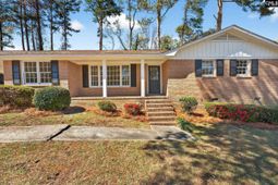 743 Woodland Hills W photo 4