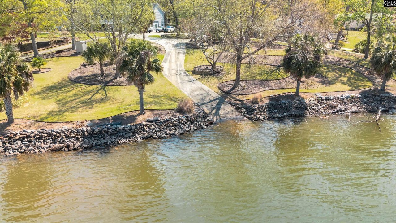 248 Rocky Retreat Court Photo 4