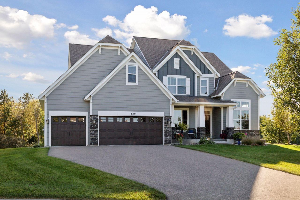1330 Interlachen Drive, Eagan, MN 55123
