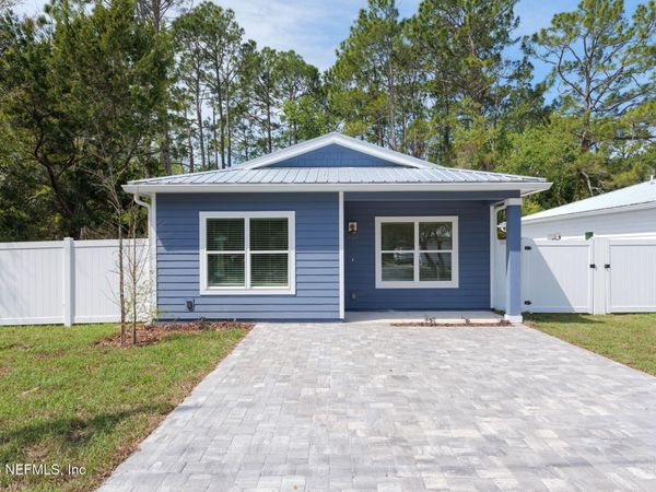 995 DUVAL Street, St. Augustine, FL 32084