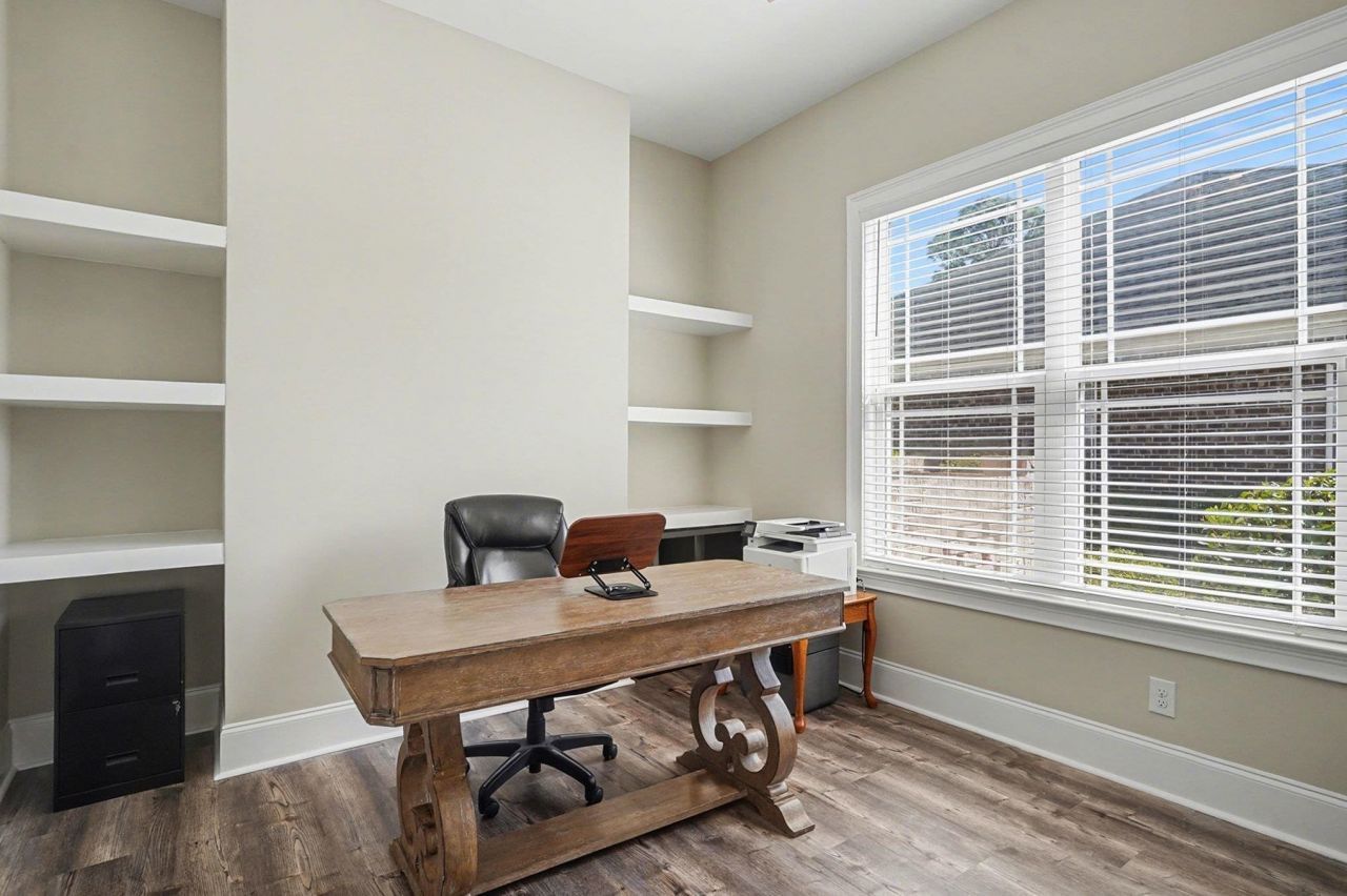 979 Henry James Dr. Photo 13