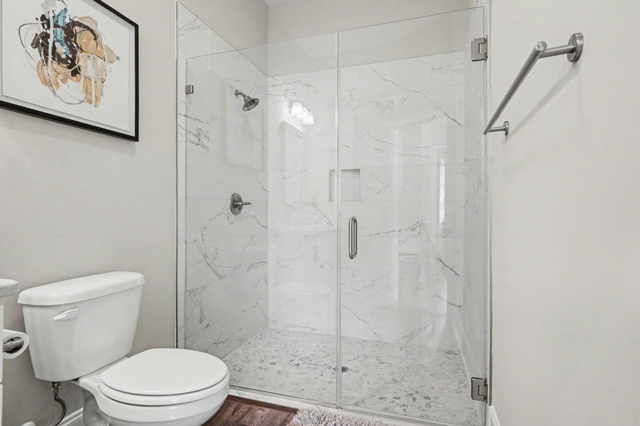 979 Henry James Dr. Photo 15