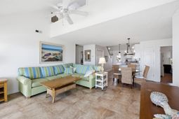 899 S Waccamaw Dr. photo 4