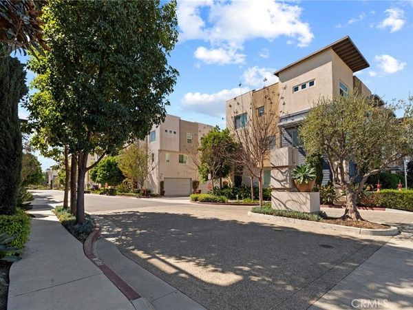 5762 Acacia, Lakewood, CA 90712