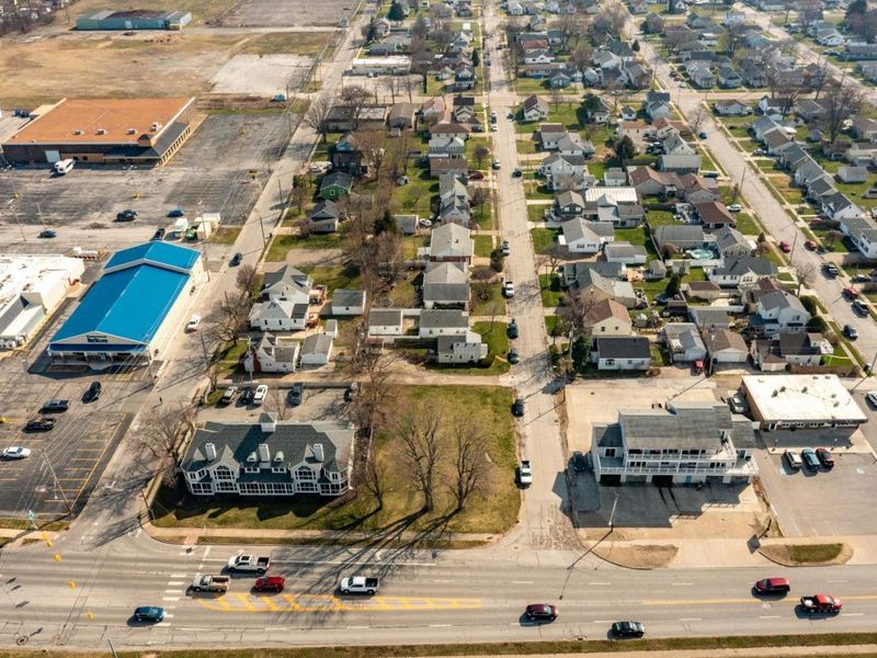 1506 E Perry Street, Port Clinton, OH 43452 Photo 2