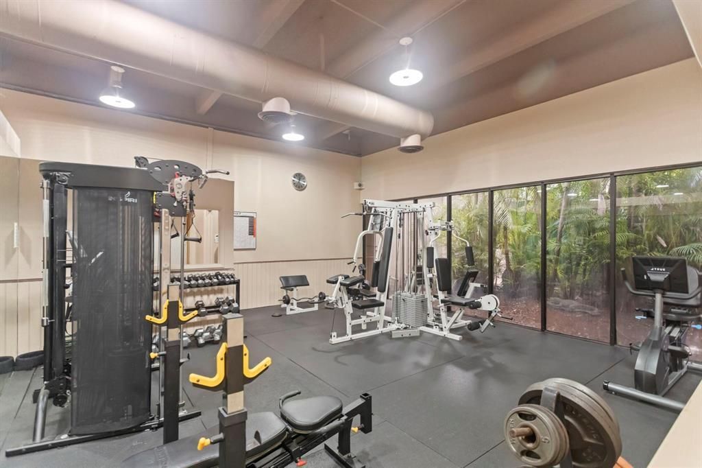 1441 NW 122nd Terrace, Pembroke Pines, FL 33026 Photo