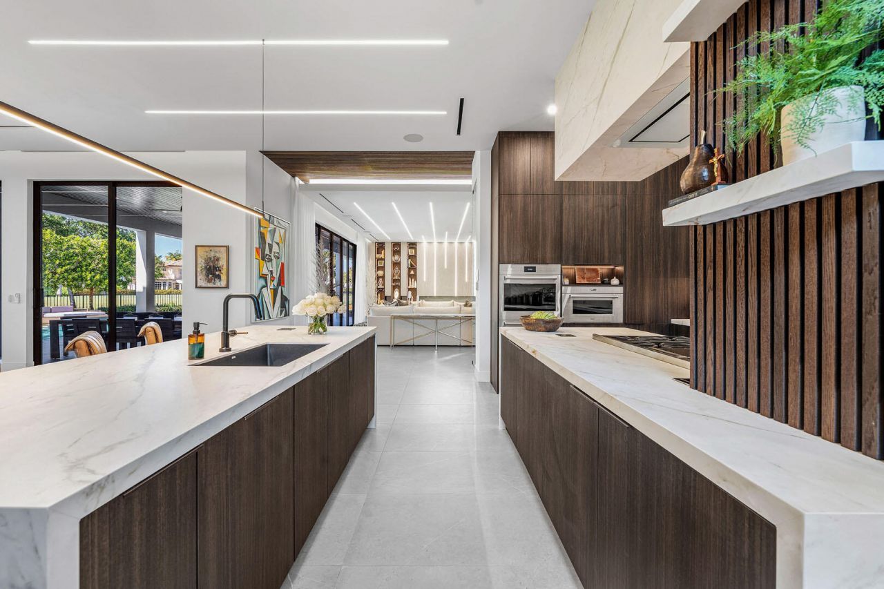 117 Thatch Palm Cove, Boca Raton, FL 33432 Photo