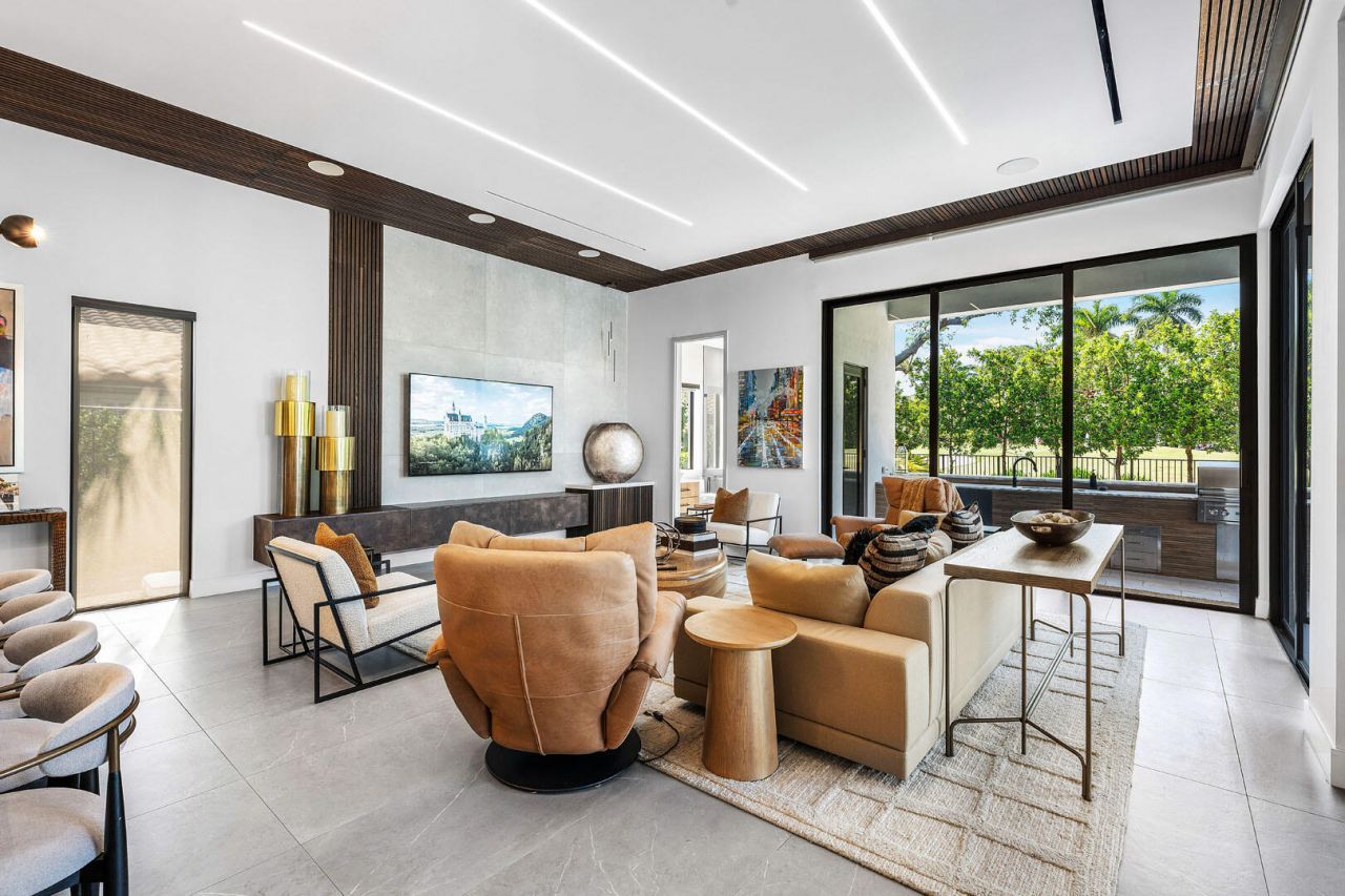 117 Thatch Palm Cove, Boca Raton, FL 33432 Photo