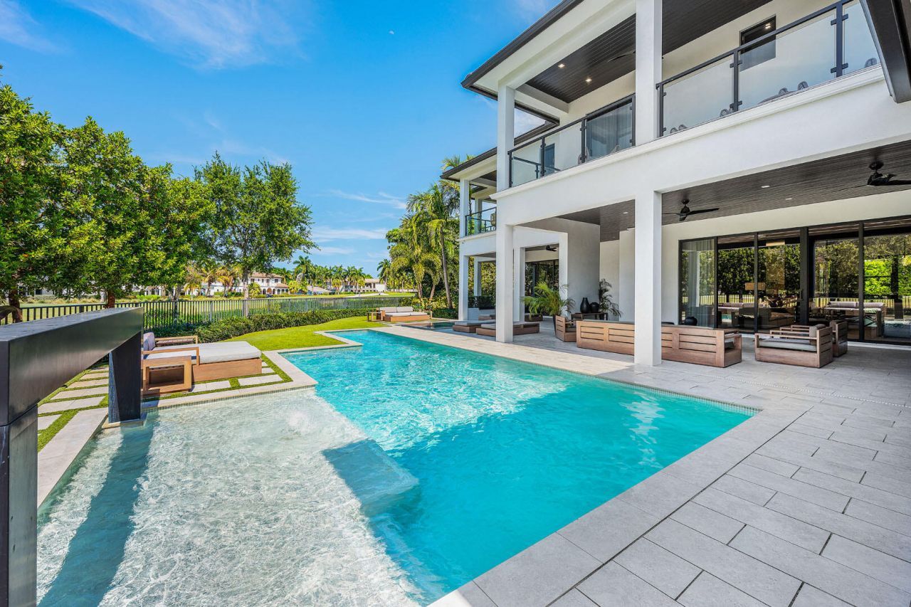 117 Thatch Palm Cove, Boca Raton, FL 33432 Photo