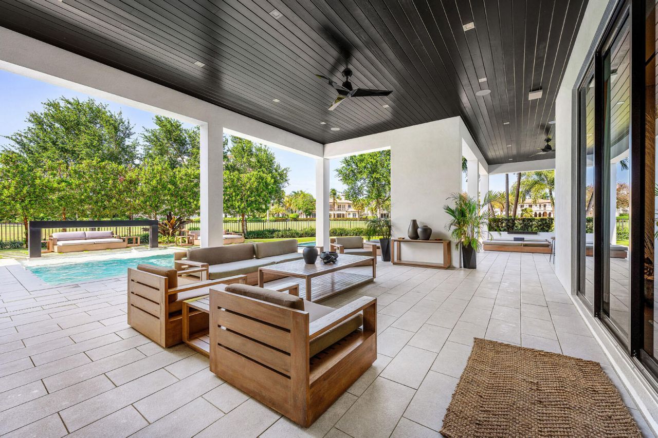 117 Thatch Palm Cove, Boca Raton, FL 33432 Photo