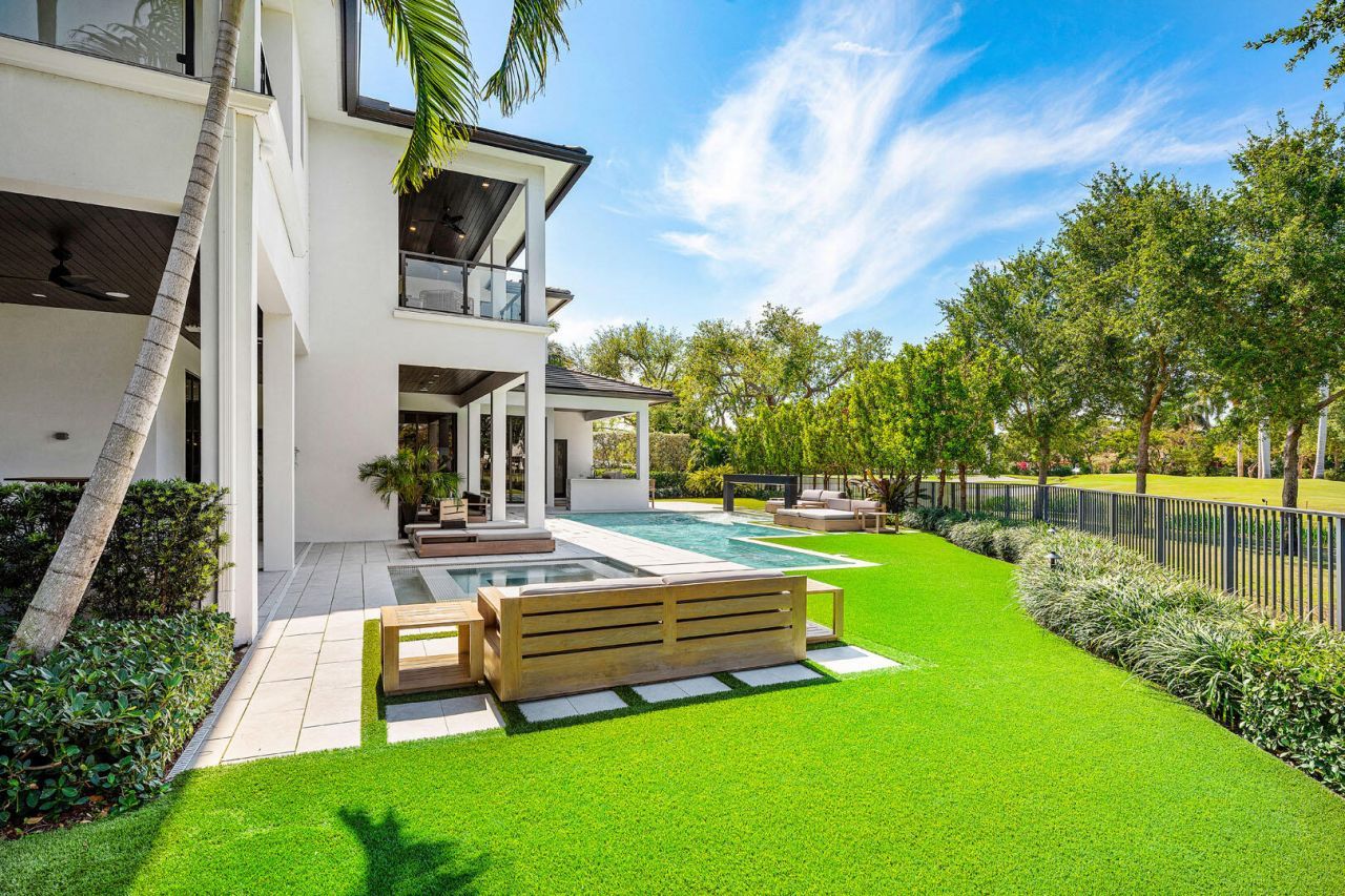 117 Thatch Palm Cove, Boca Raton, FL 33432 Photo