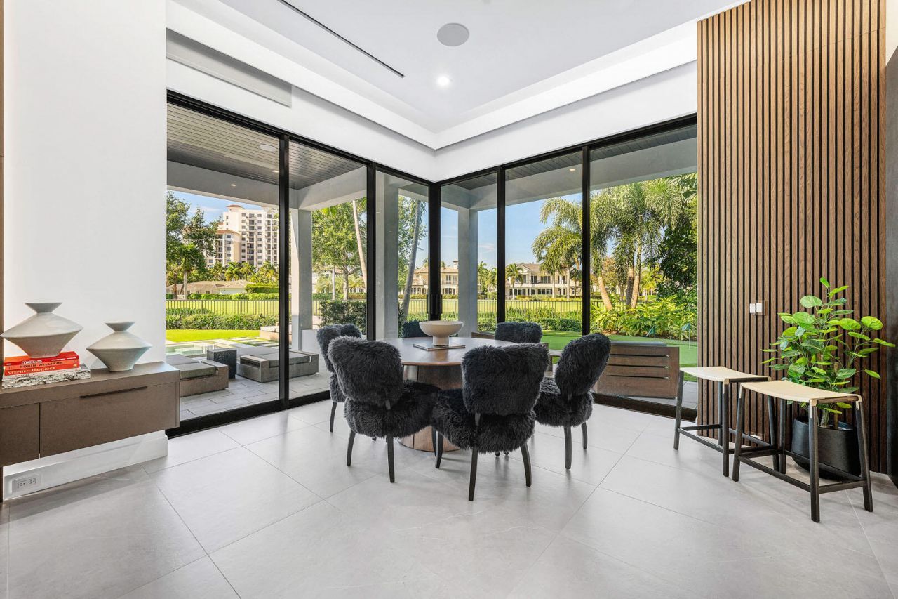 117 Thatch Palm Cove, Boca Raton, FL 33432 Photo