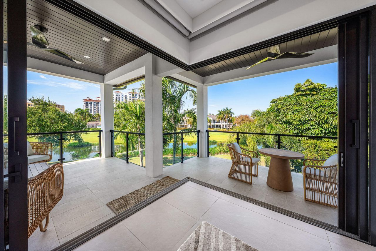 117 Thatch Palm Cove, Boca Raton, FL 33432 Photo