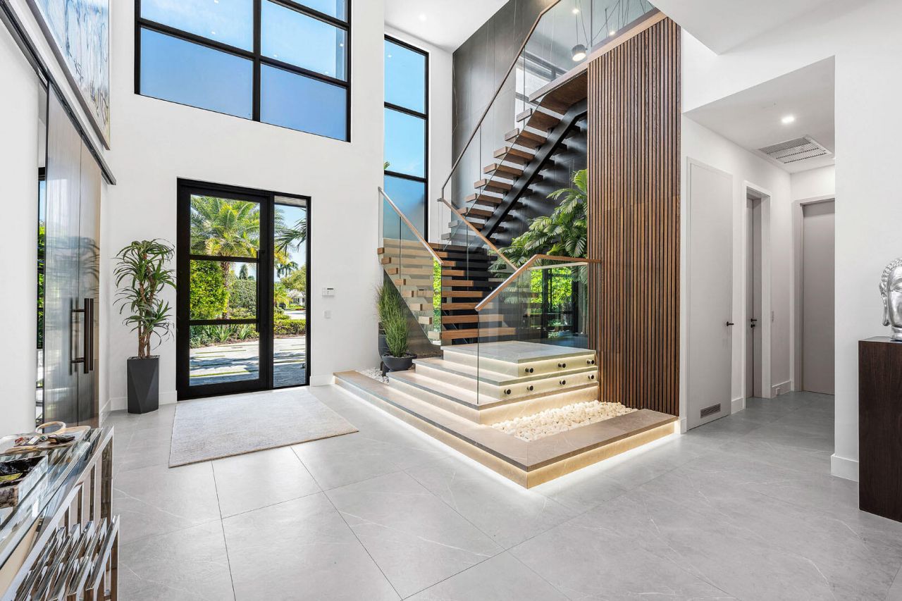 117 Thatch Palm Cove, Boca Raton, FL 33432 Photo