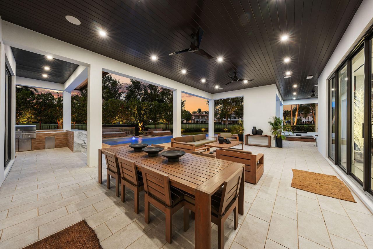 117 Thatch Palm Cove, Boca Raton, FL 33432 Photo