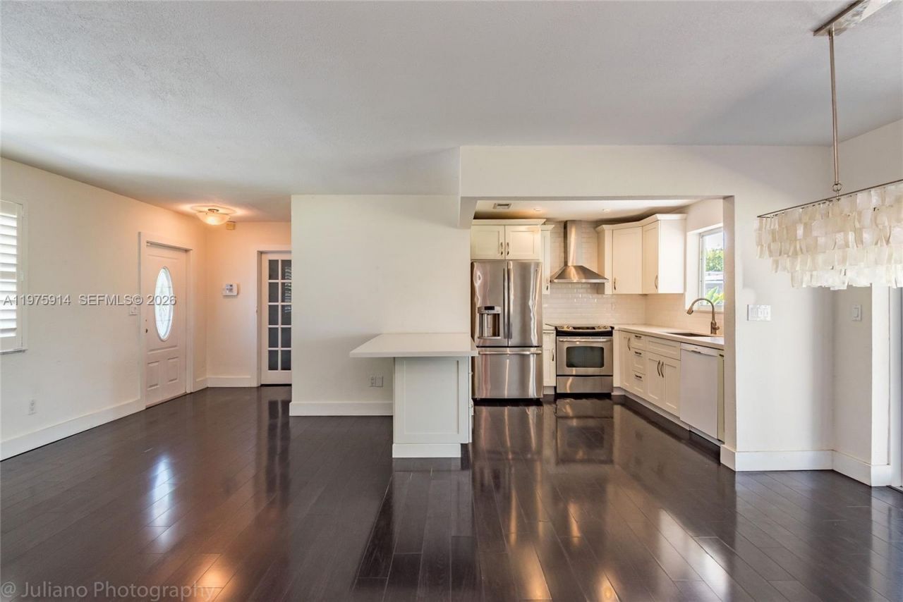 8871 NW 15th St , Pembroke Pines, FL 33024 Photo