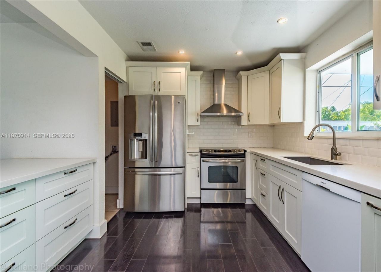 8871 NW 15th St , Pembroke Pines, FL 33024 Photo