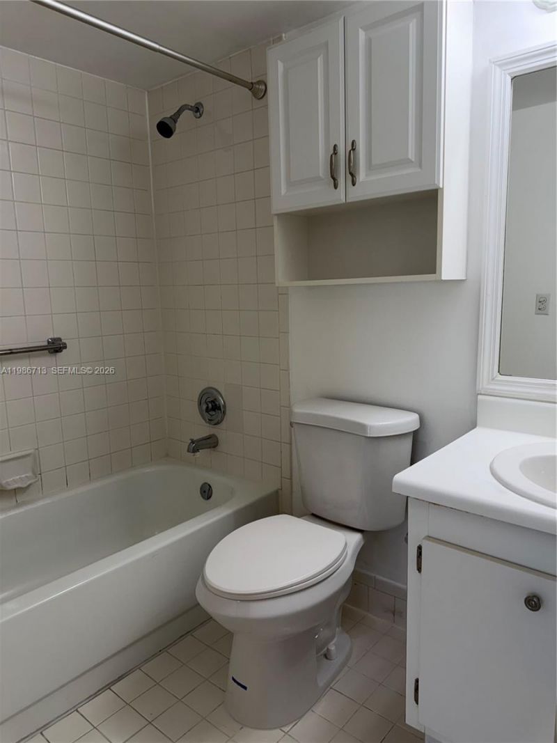 13355 SW 9th Ct, Unit 415H, Pembroke Pines, FL 33027 Photo