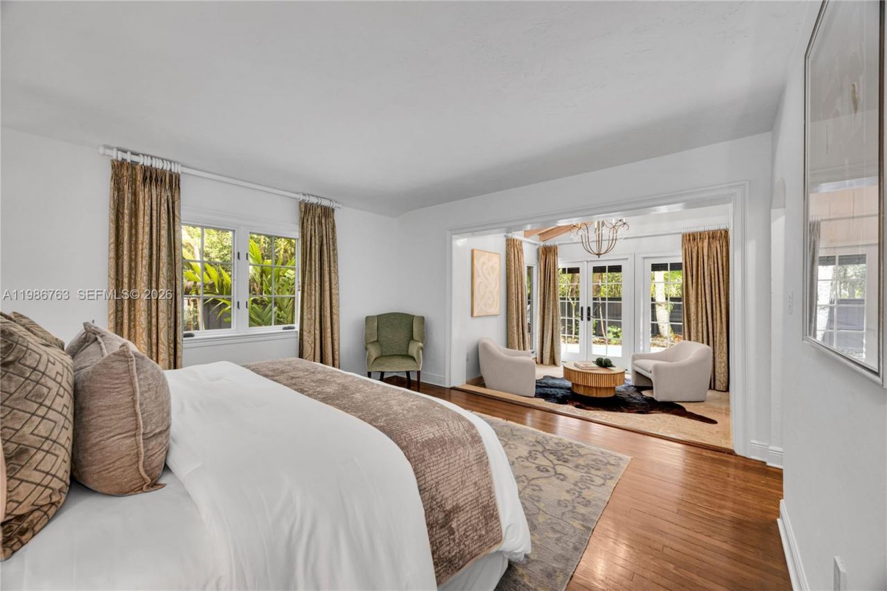 3820 Braganza Ave , Miami, FL 33133 Photo