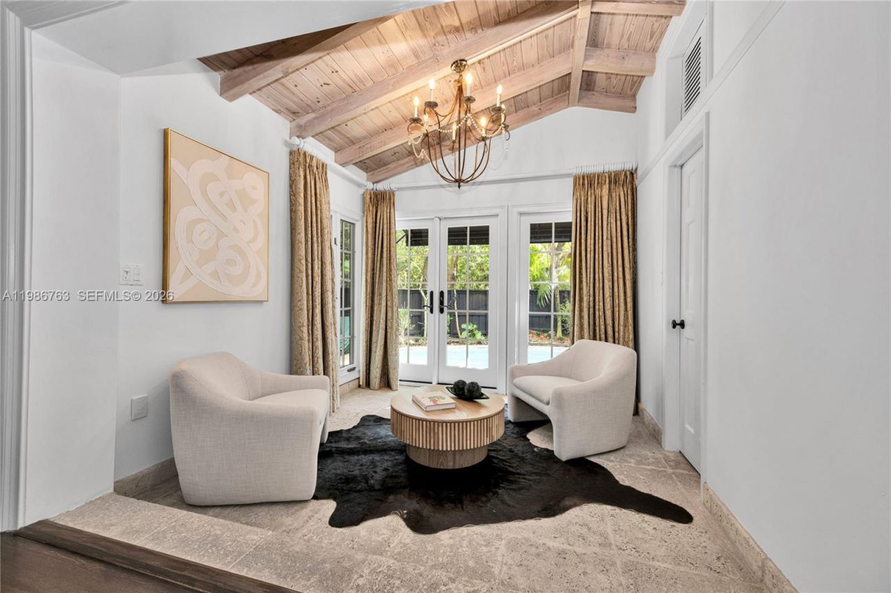 3820 Braganza Ave , Miami, FL 33133 Photo