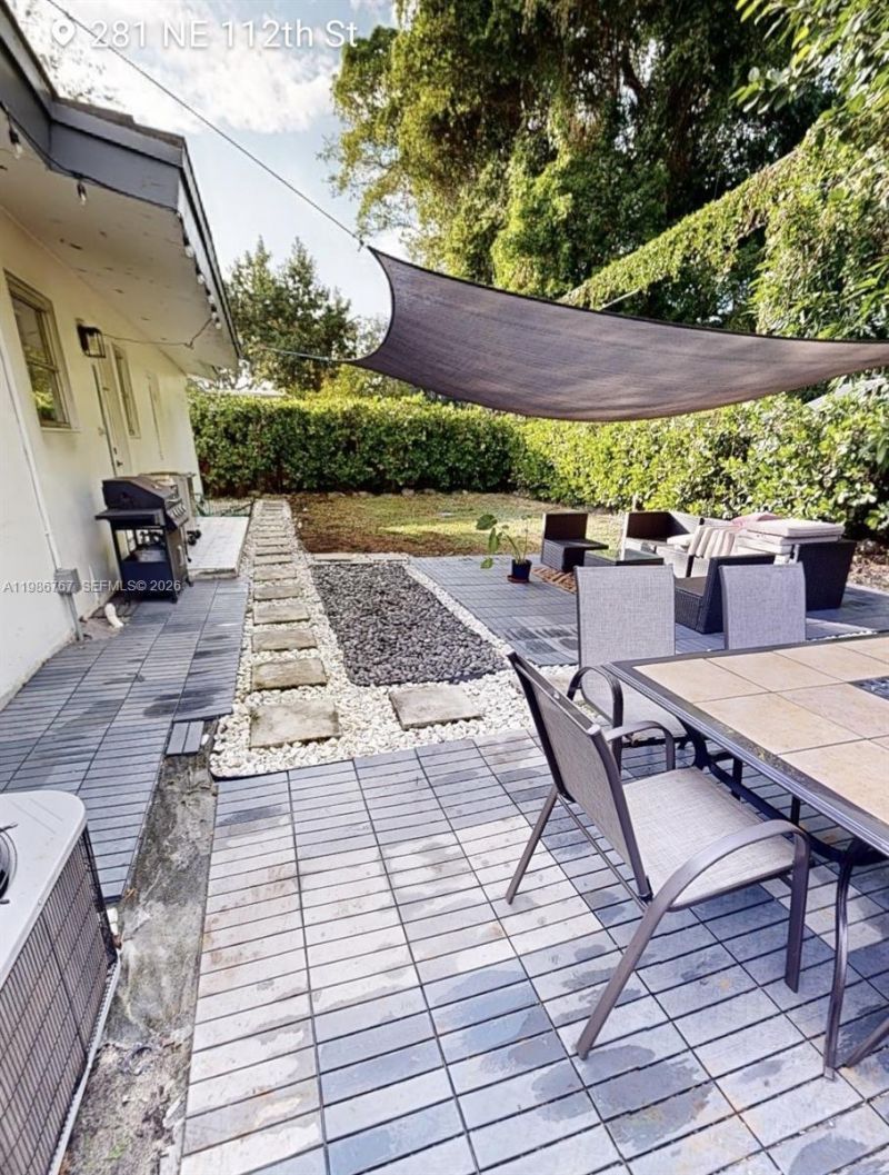 281 NE 112th St , Miami, FL 33161 Photo