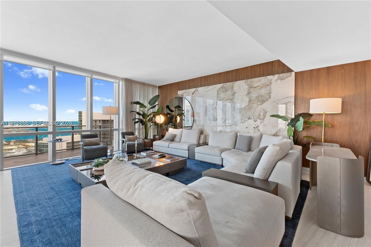 851 NE 1st Ave , Unit 5201, Miami, FL 33132 Photo