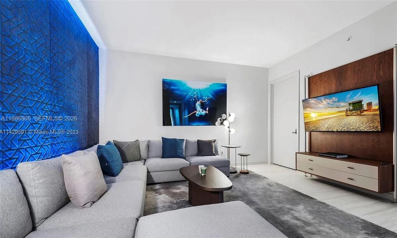 851 NE 1st Ave , Unit 5201, Miami, FL 33132 Photo