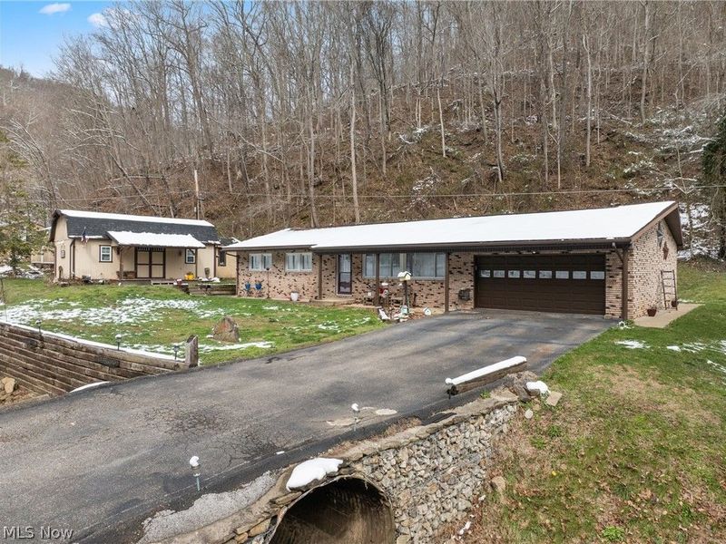 52736 Fisher Hill Road, Clarington, OH 43915 Photo 2